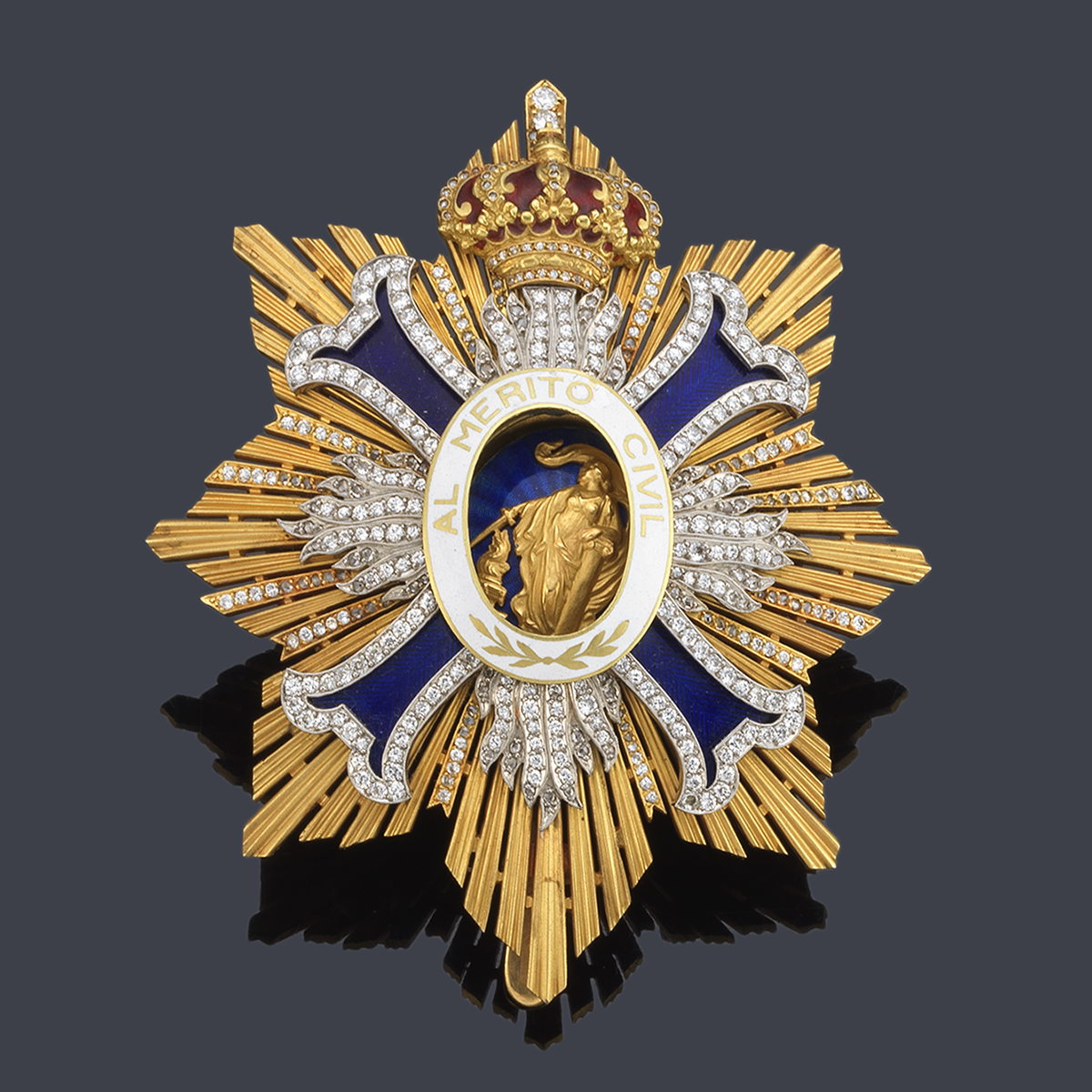MASRIERA Y CARRERA. Magnífica condecoración «placa Gran Cruz de la Orden del Mérito Civil»