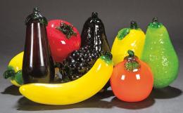 1484   -  Lote 1484: Nueve frutas de cristal de Murano