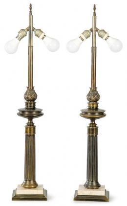 1514   -  Lote 1514: Pareja de lámparas de mesa en bronce y mármol S. XX