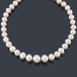Lote 2338: Collar perlas australianas