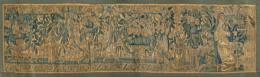 Lote 1214: Fragmento de greca de tapiz flamenco representando putis con guirnaldas y copas de flores. Bruselas, S. XVI