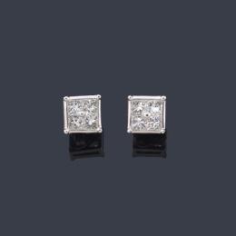 Lote 2363: Pendientes cortos con diamantes talla princesa de aprox. 1,20 ct en total.