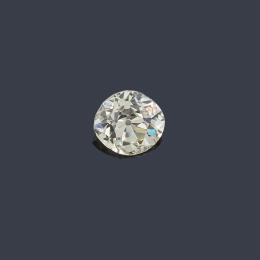 Lote 2390: Diamante talla 'Old Cushion' de 2,40 ct con estimado de color M-N y pureza SI.