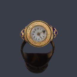 Lote 2561
A. EPPEN, sortija reloj en oro amarillo de 18 K con esmalte, c. 1790.