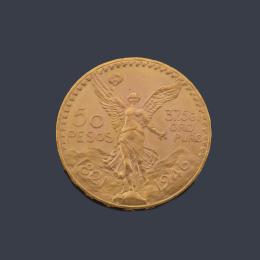 Lote 2682: Moneda de 50 pesos Mexicanos en oro de 22K.