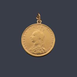 Lote 2691: Moneda colgada de la reina Victoria, libra en oro de 22 K.