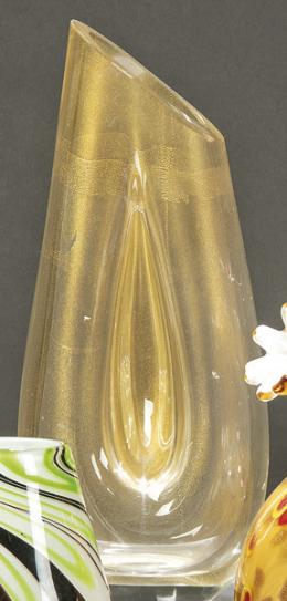 1001   -  Lote 1001: Jarrón de cristal de Murano transparente con inclusión de polvo de oro.