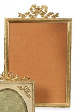 1007   -  Lote 1007: Portaretros de mesa de bronce dorado, estilo Luís XVI, Francia S. XIX.
