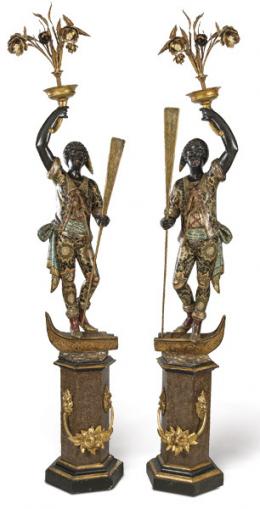 1268   -  Lote 1268: Pareja de negros venecianos en madera tallada policromada y dorada h. 1900
