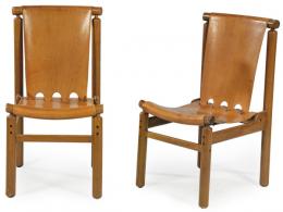 Lote 1331: Ilmari Tapiovaara (1914 - 1999) para La Permanente Mobili Cantù
Pareja de sillas en madera de haya y cuero color cognac. Años, 50