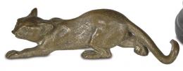 Lote 1466: "Gato" de bronce patinado ff. S. XIX.