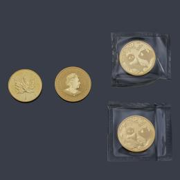 Lote 2573: Lote de cuatro monedas en oro de 24 K.