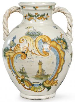 Lote 1075: Cántaro de cerámica esmaltada de Talavera, de la serie de ramos polícromos. S. XIX-XX.