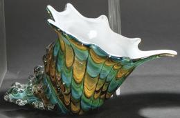 Lote 1102: Concha verde y oro de cristal de Murano