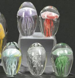 Lote 1107: Cinco medusas de cristal de Murano