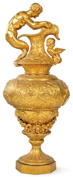 Lote 1118: Gran jarra de bronce dorado Francia S. XIX