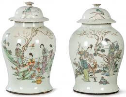 Lote 1394: Pareja de tibores de porcelana china con esmaltes polícromos, Dinastía Qing S. XIX.