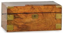 Lote 1486: Caja escritorio de nogal con secreto victoriana S. XIX