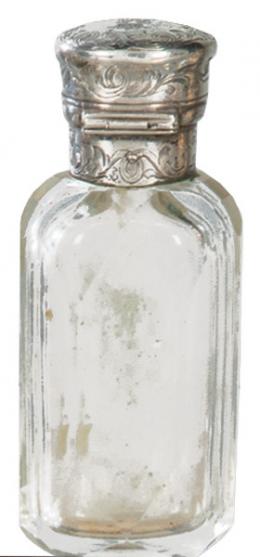 Lote 1497
Perfumador de plata con corona de conde y cristal, Francia S. XIX