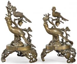 Lote 1513: Pareja de tinteros chinos de bronce patinado ff. S. XIX pp. XX.
Con dos aves fénix.