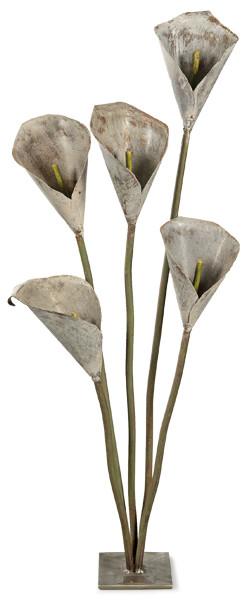 Lote 1311: Fernando Oriol
Escultura en forma de flores de cala inspirada en la naturaleza en hierro.