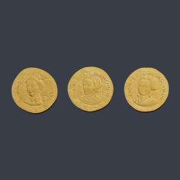 Lote 2594: 3 Monedas mujeres de Francia en oro de 24 k con estuche y certificado.