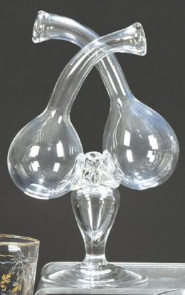 Lote 1338: Aceitera y vinagrera de cristal mallorquín