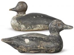 Lote 1346: Pareja de patos de reclamo de madera S. XIX