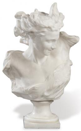 Lote 1351: Siguiendo a Jean Baptiste Carpeaux (Francia 1827-1875)
"El Genio de la Danza" ff. S. XIX pp. S. XX
Busto tallado en mármol blanco siguiendo el original de bronce de Carpeaux