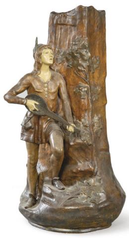 Lote 1367: Frederich Goldscheider (Austria 1845-1897)
"Trovador"
Jarrón en terracota policromada con trovador en bulto redondo. 