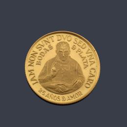 Lote 2602: Moneda "Bodas de plata" en oro de 21 K.