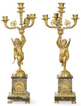 Lote 1071: Pareja de candelabros de bronce dorado y mármol, Francia S. XIX.
