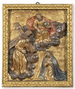 Lote 1097: Panel de madera tallado en relieve, policromado y dorado, España S. XVI.