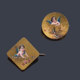 Lote 2056: Dos broches con motivos de amorcillos en esmalte con decoración de diamantes talla rosa y rubíes. S. XIX.