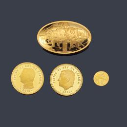 Lote 2591: Monedas 4 piezas conmemorativas de Rugby y futbol en oro de 24 K.