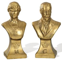 Lote 1082
"Reyes Jorge V y María", en bronce dorado, Inglaterra 1935
Pareja de bustos del jubileo de plata realizados con motivo de los 25 años de reinado de Jorge V.