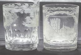 Lote 1106: Dos vasos de cristal de La Granja grabado a la rueda S. XIX.
Uno con el Alcazar de Segovia y ambos con iniciales.