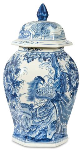 Lote 1374: Jarrón poligonal de porcelana china azul y blanca S. XX.