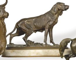 Lote 1123: Siguiendo a Pierre Jules Mène (Francia 1810-1879)
"Perro de Caza" primera mitad S. XX
Figura en bronce patinado sobre base de mármol blanco.