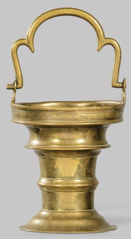Lote 1234: Acetre de bronce. Francia S. XVI.