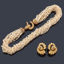 Lote 2256: Collar y pendientes tipo criolla con veinte hilos de perlas 'Keshi' y brillantes en montura de oro amarillo de 18K.