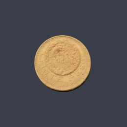 Lote 2757: Moneda de 20 pesos Mexicanos en oro de 22K.