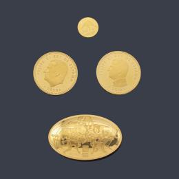 Lote 2811: Monedas 4 piezas conmemorativas de Rugby y futbol en oro de 24 K.