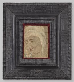 Lote 1230: Retrato realizado en tapiz de alto lizo, con marco de moldura rizada en madera ebonizada.
Holanda S. XVII-XIX