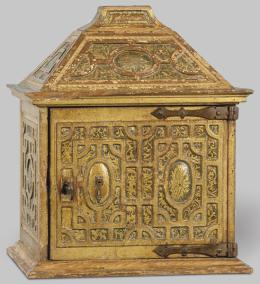 Lote 1247: Sagrario de madera tallada, policromada, dorada y estofada, Castilla h. 1600.