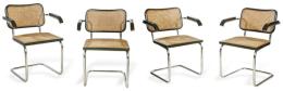 Lote 1304: Marcel Breuer (1902-1981) para Cidue. Italia, años 70.
Conjunto de 4 sillas modelo Cesca con brazos (B32).