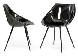 Lote 1355: Philippe Starck (París, 1949) Para Driade Aleph
Pareja de sillas modelo Lagò