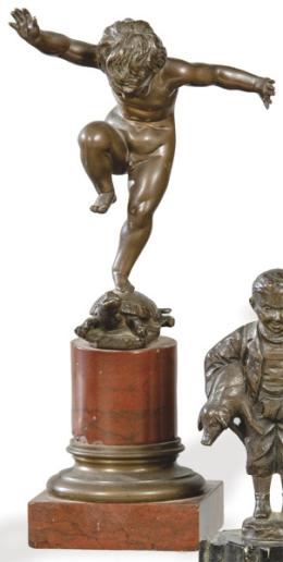 Lote 1470: A. Cuhcus? S. XIX
"Niño Sobre Tortuga"
Escultura en bronce patinado con peana de mármol rojo.