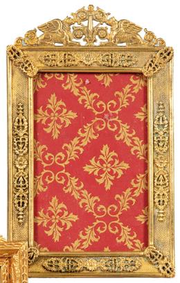 Lote 1520: Portaretratos de mesa de bronce dorado estilo Napoleon III, Francia S. XIX.