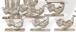 Lote 1113: Juego de doce tarjeteros de mesa en forma de colibrí de plata firmados ilegibles.